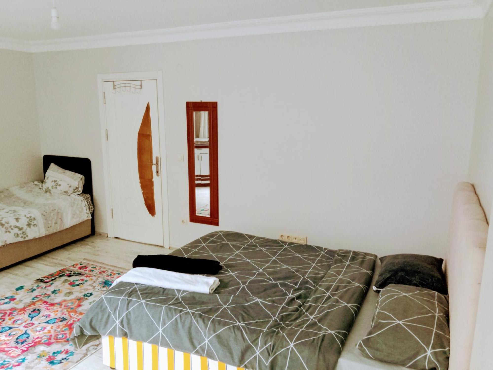 Ahmet Teacher Hotel,6 Minutes From The Airport Arnavutkoy 외부 사진