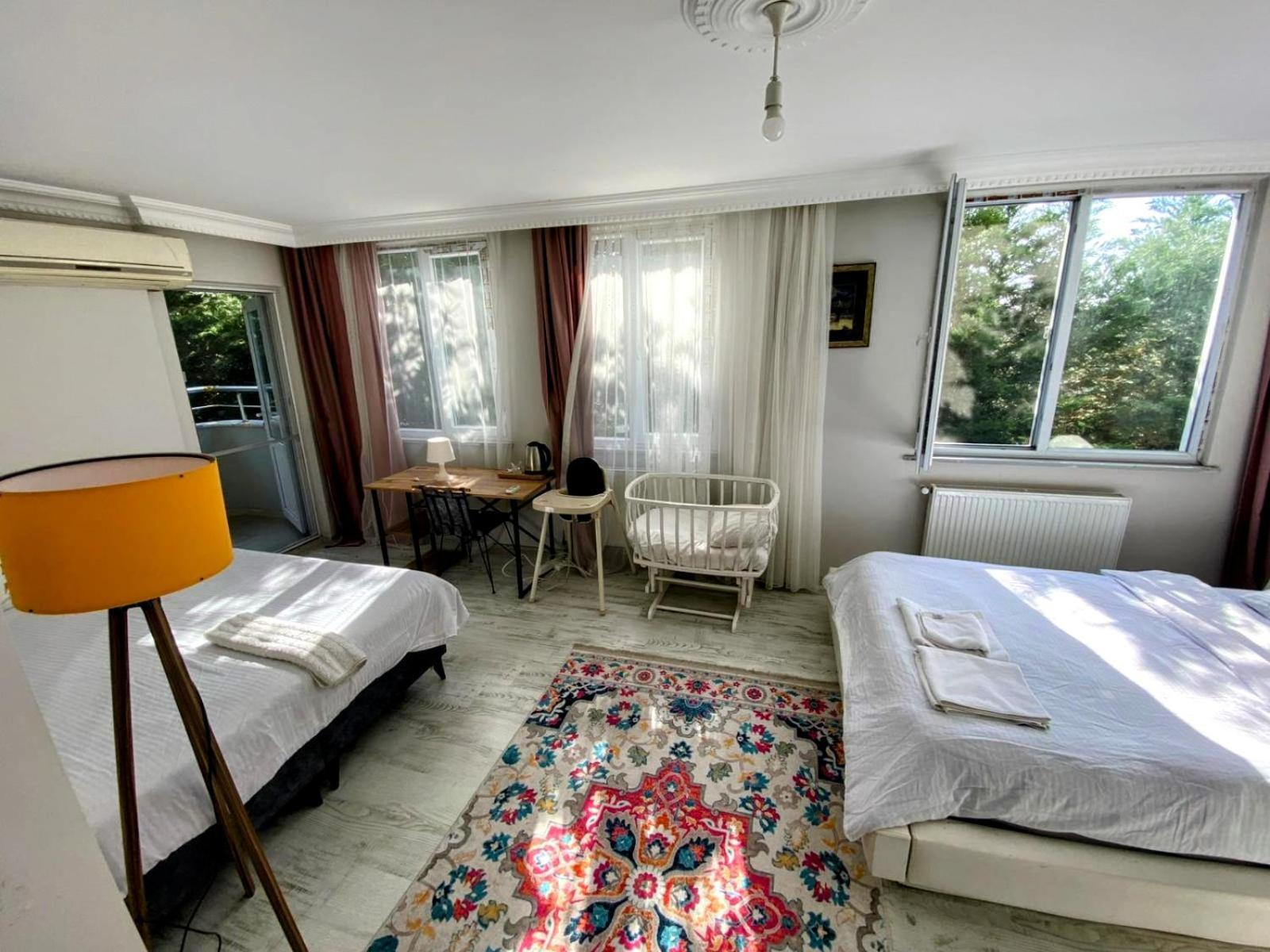 Ahmet Teacher Hotel,6 Minutes From The Airport Arnavutkoy 외부 사진